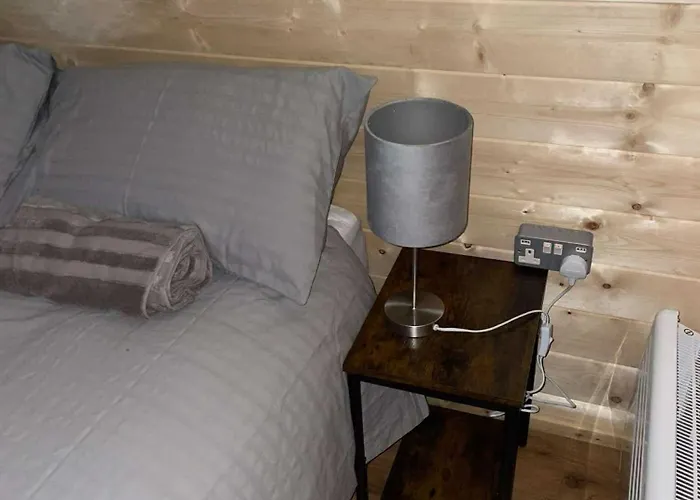 Landhuis Executive Pod And Jacuzzi *